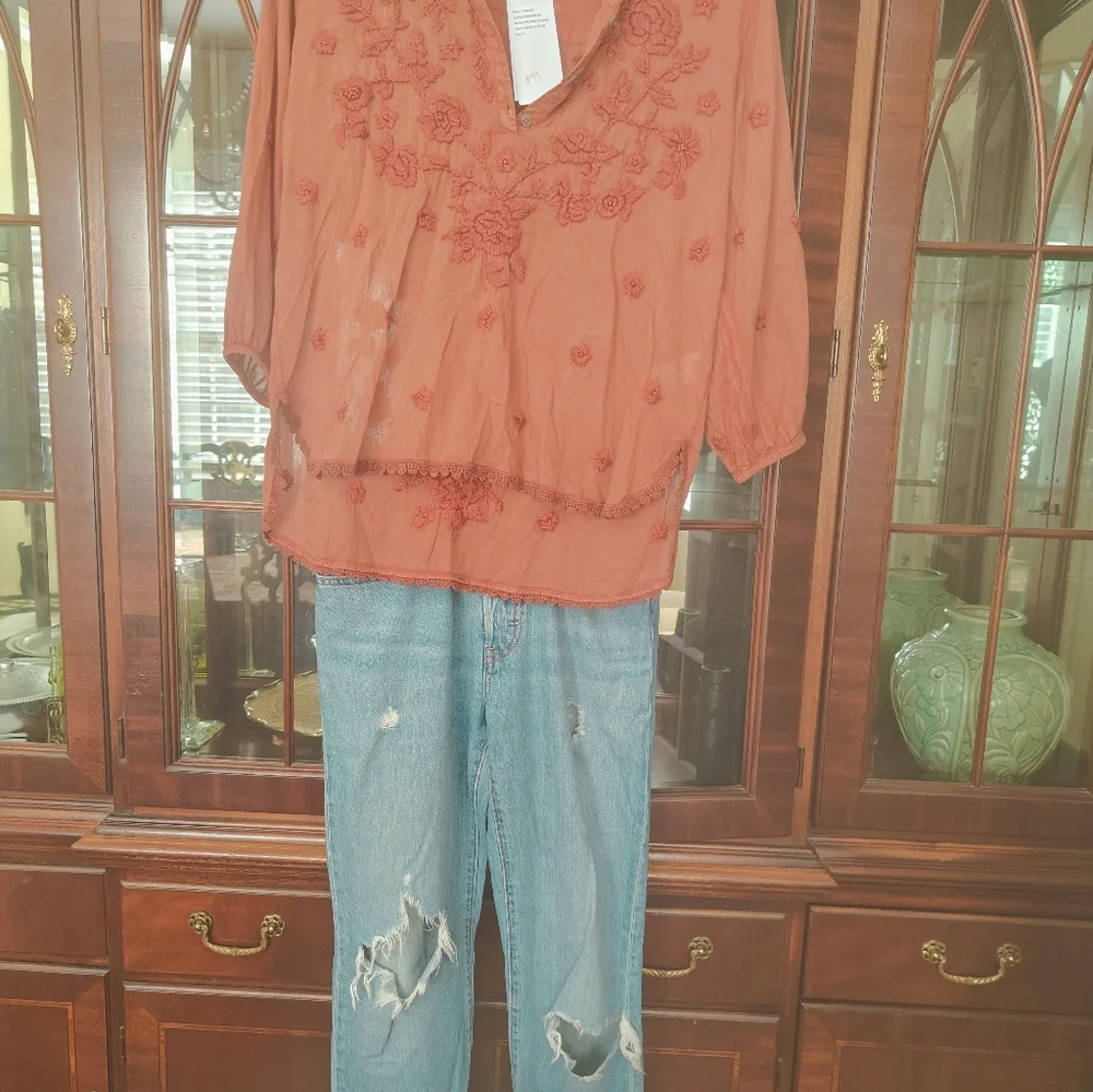 SOLD ..Burnt orange top nwt - Picture 8 of 8